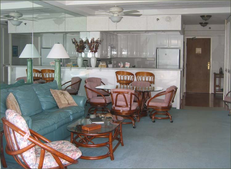 Maui 1 and 2 bedroom condos for rent by owner.